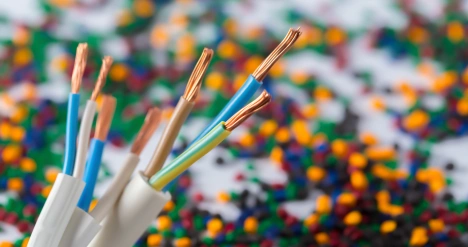 colorful-plastic-polymer-granules-cable